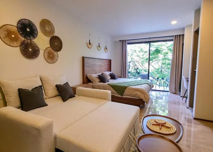 Cozy With King Bed, Rooftop Pool And Fast Wi-fi Apartment *