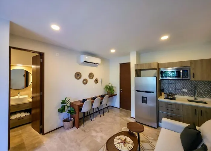 Cozy With King Bed, Rooftop Pool And Fast Wi-fi Apartment *