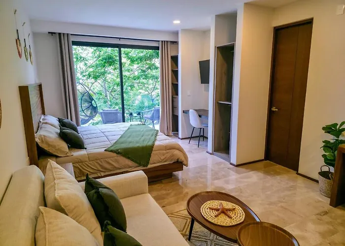 Cozy With King Bed, Rooftop Pool And Fast Wi-fi *